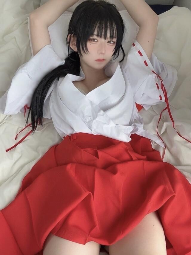 Coser Little Demon (妖少)